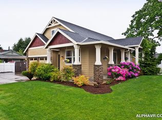 19591 Central Point Rd, Oregon City, OR 97045