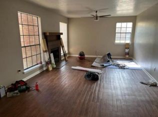 2402 Sycamore Ave APT E1, Huntsville, TX 77340