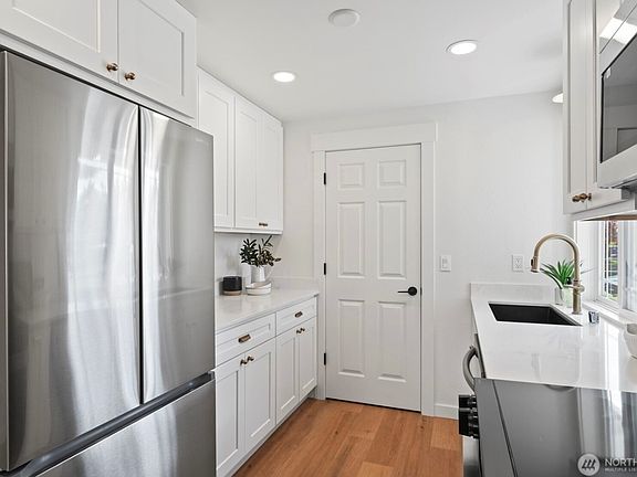 5th image of 3009 Heath Ct