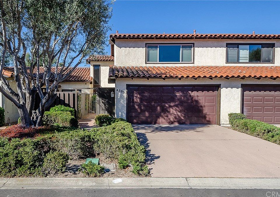 1st image of 4595 Foxenwood Ln