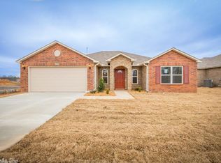 7049 Ridgemist Ln, North Little Rock, AR 72117
