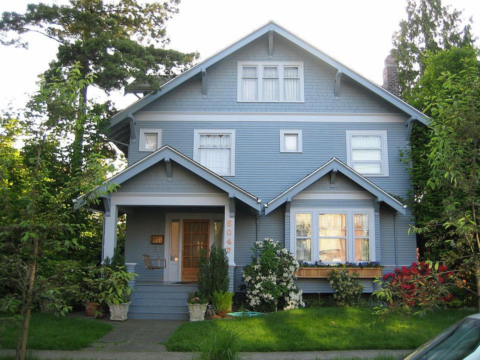2nd image of 5047 12th Ave NE
