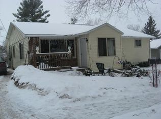 118 S James Ave, Reedsburg, WI 53959