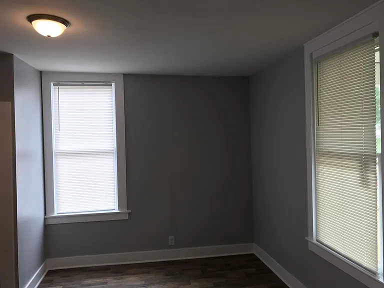 160 Gray St — Photo 17