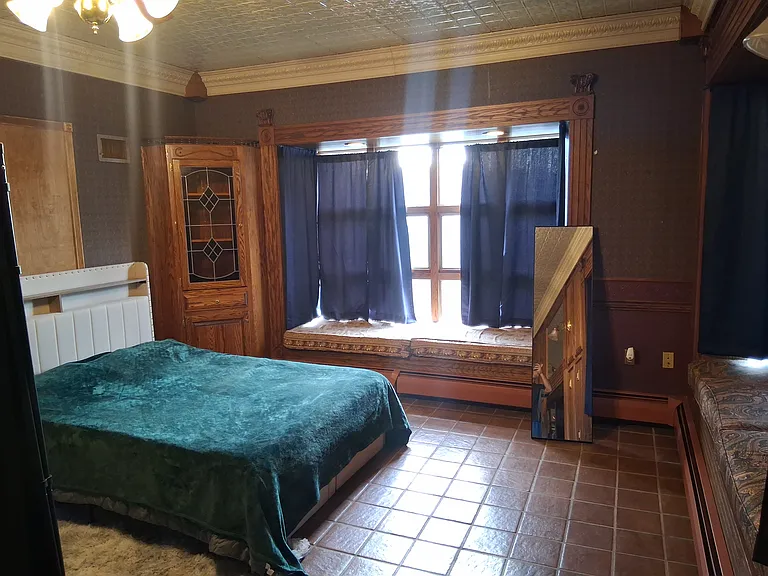 1 Rowhouse Ln #1R — Photo 6
