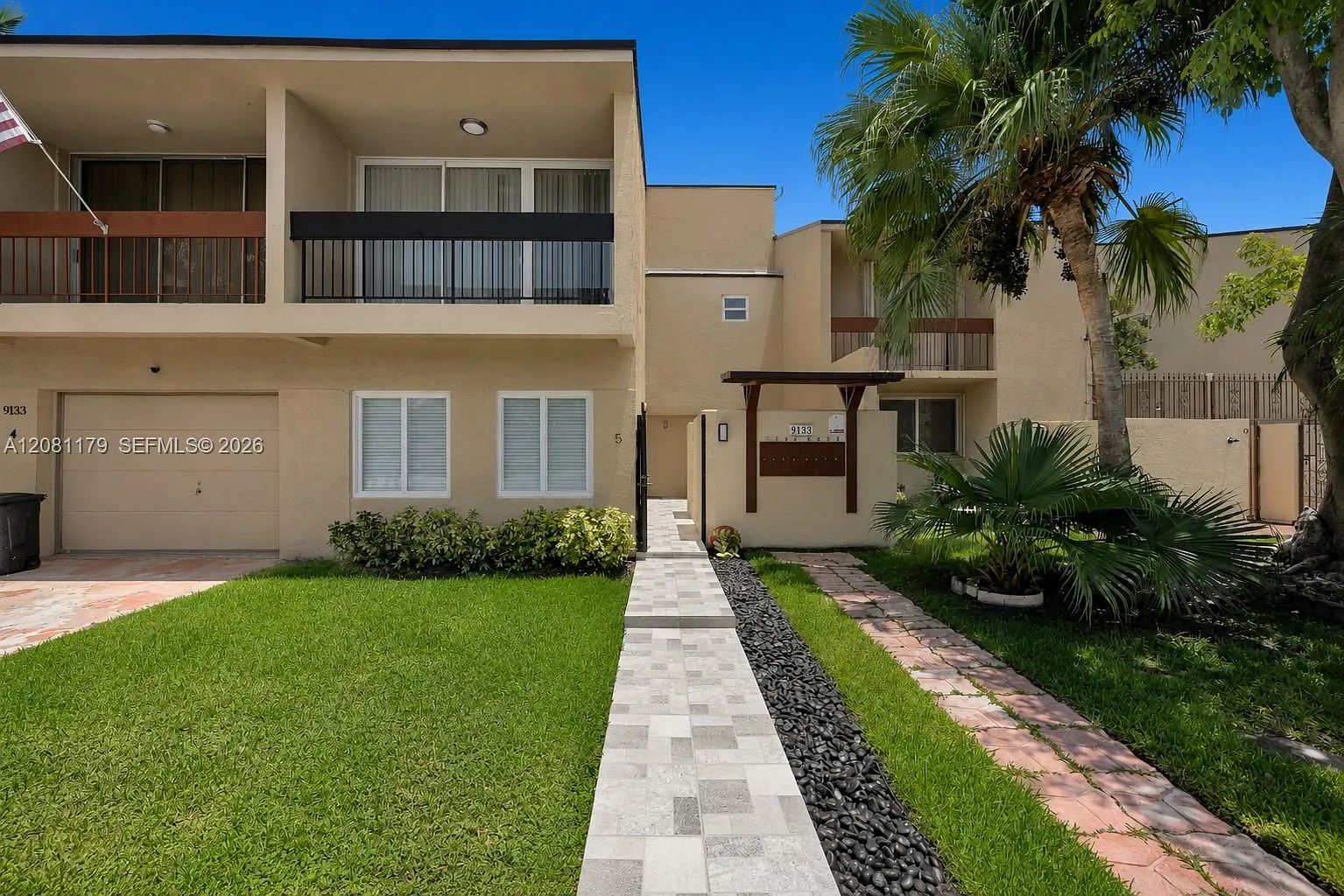 4 bed, 3.5 bath, $3,800 — Photo 1