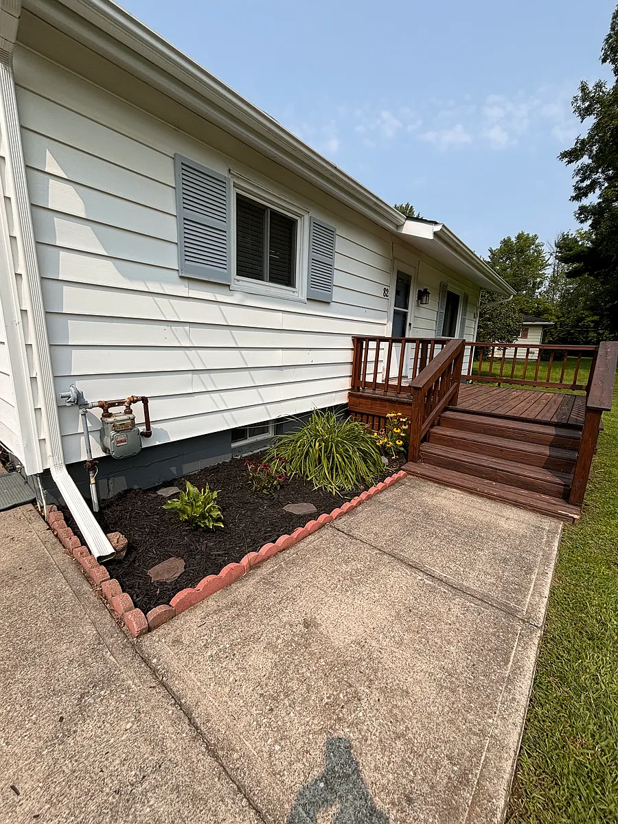 Front garden beds and deck - 82 Waverly St