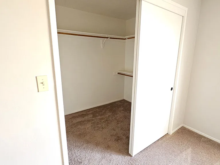 9709 Irene Ave — Photo 10