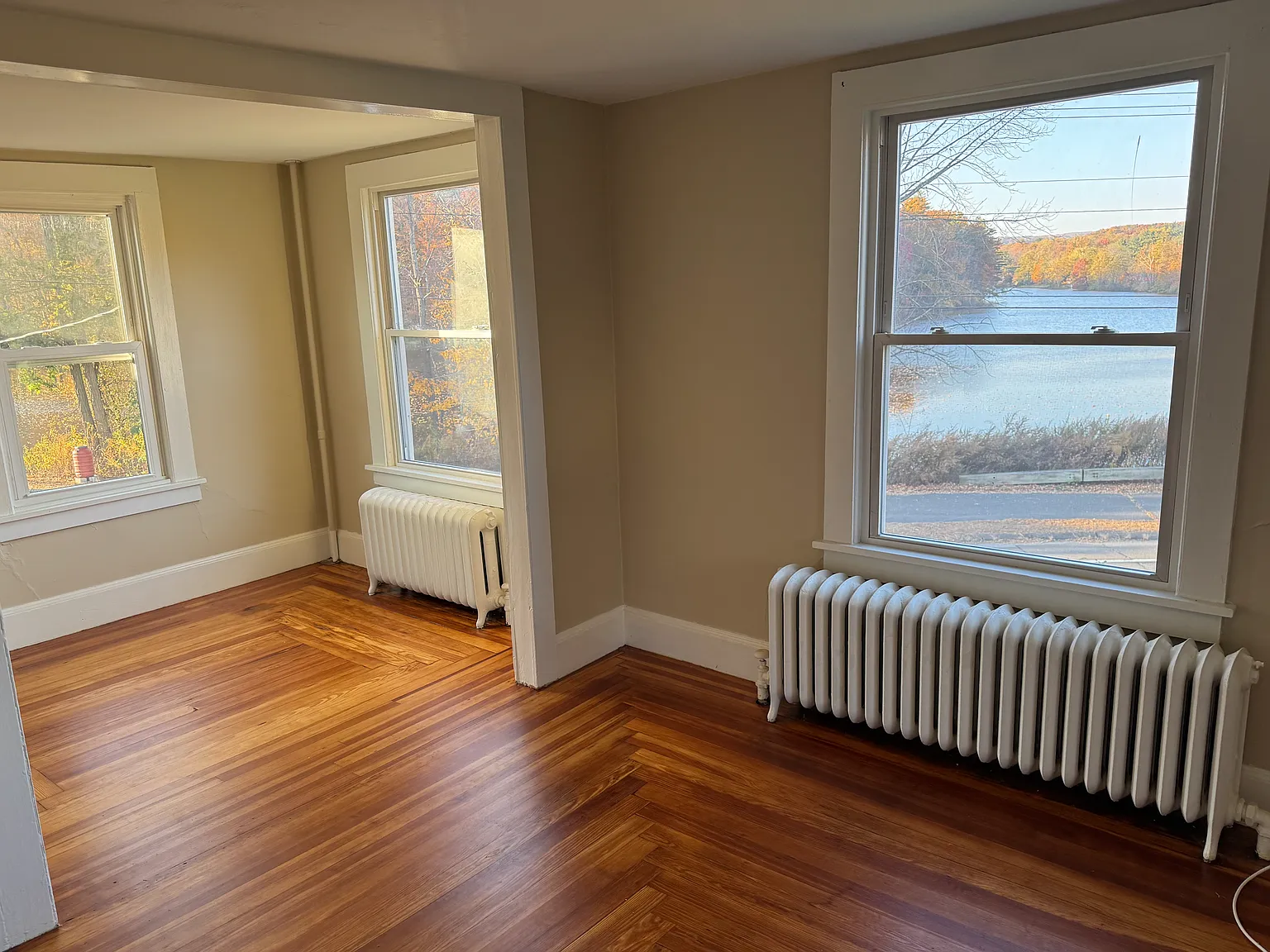 2 bed, 1410 sqft, $2,350 — Photo 4
