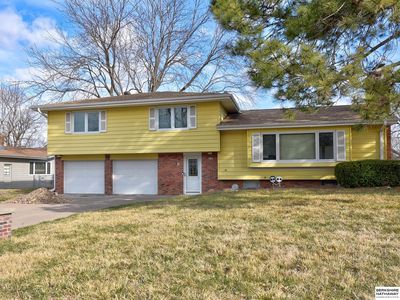 12102 Westover Rd, Omaha, NE, 68154