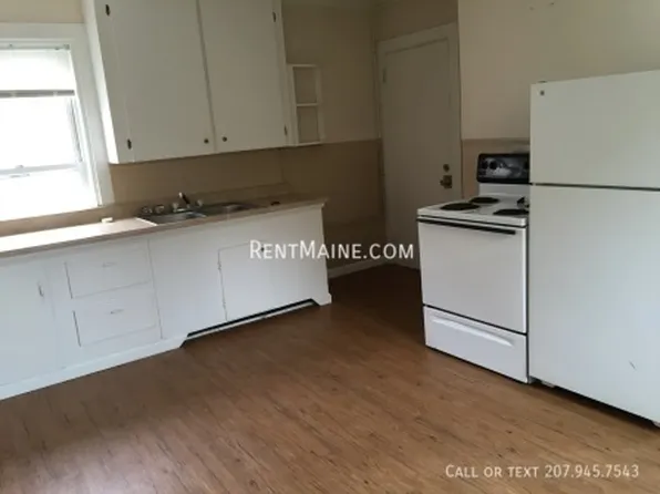 345 Hancock St #2, Bangor, ME 04401