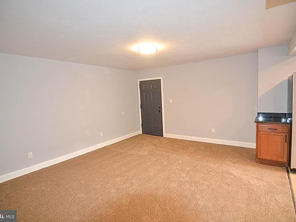 2nd image of 1679 W 301st 301 Washington #301