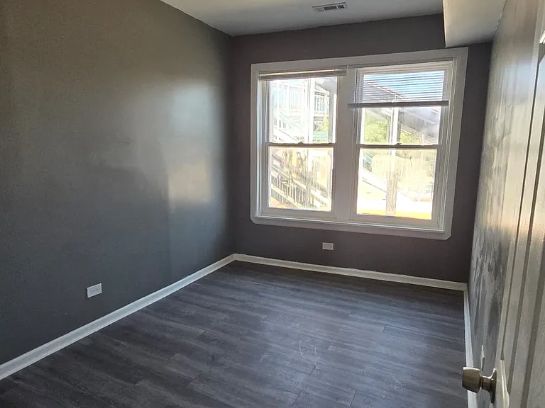 346 N Laramie Ave #2S — Photo 17