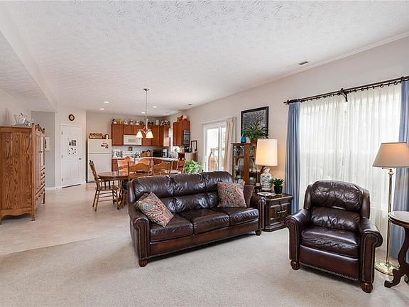5th image of 1832 Curry Branch Dr