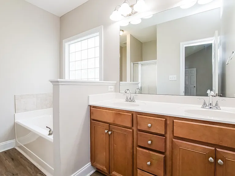 253 Keller Dr — Photo 12