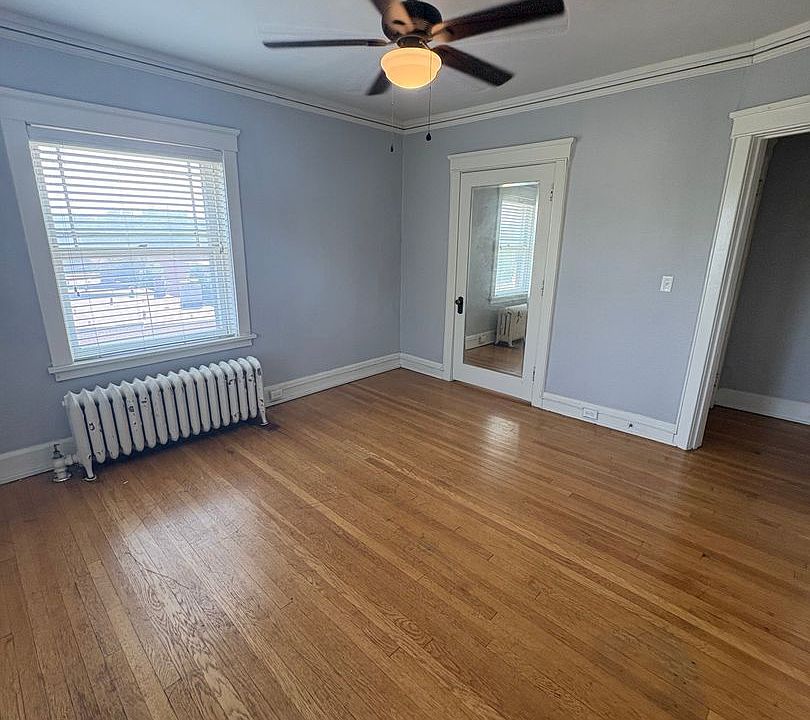 1st image of 3301 Dewey Ave APT 14