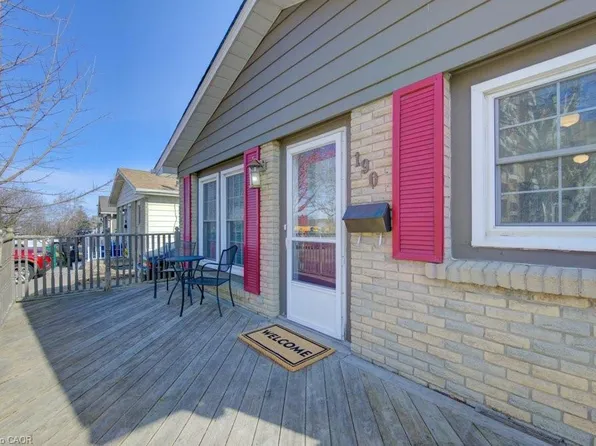 190 Natchez Rd, Kitchener, ON N2B 3L2