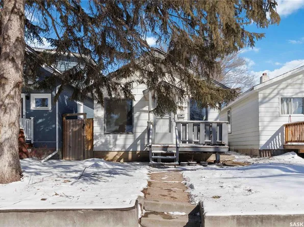 527 6th STREET E, Saskatoon, SK S7H 1B9