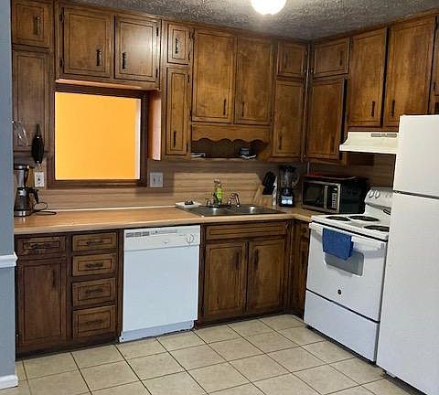 4th image of 1949 Patterson Cir