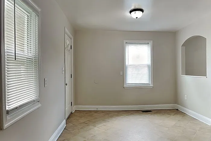 501 Fairview Ave — Photo 7