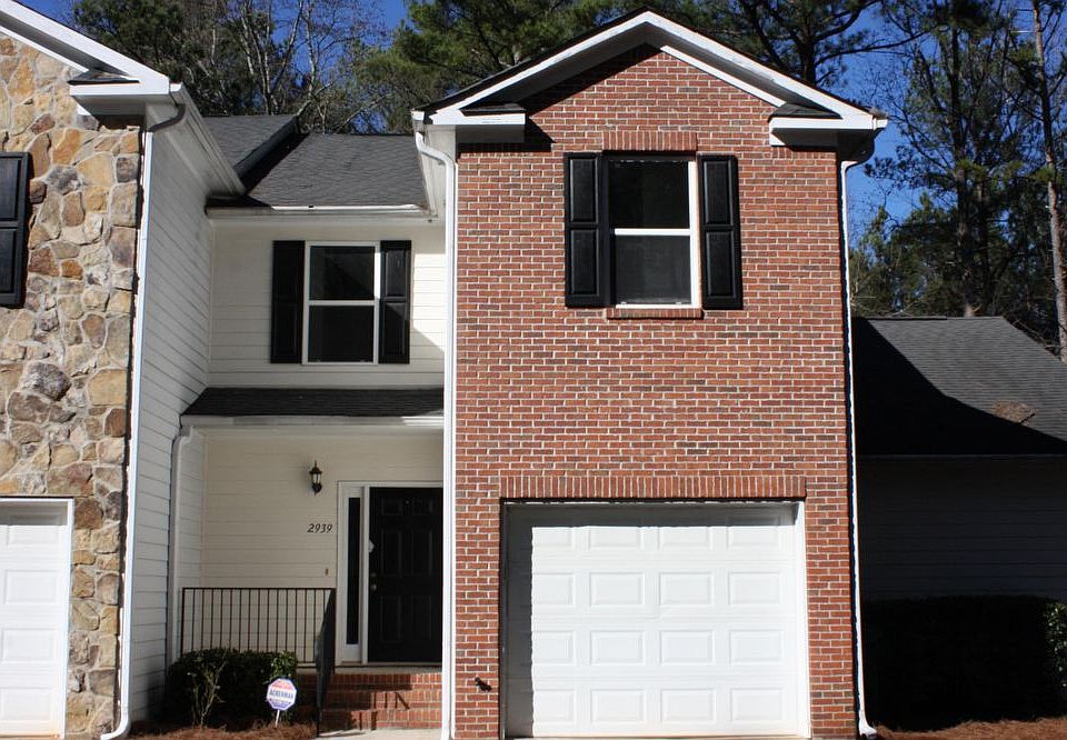 1st image of 2939 Stonecrest Ln #1