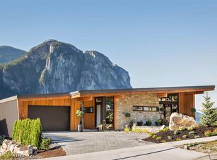 38561 Sky Pilot Dr, Squamish, BC V8B 0T6