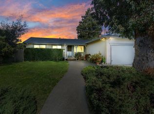 1089 Crinella Dr, Petaluma, CA