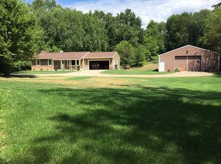 3917 21st St, Dorr, MI 49323