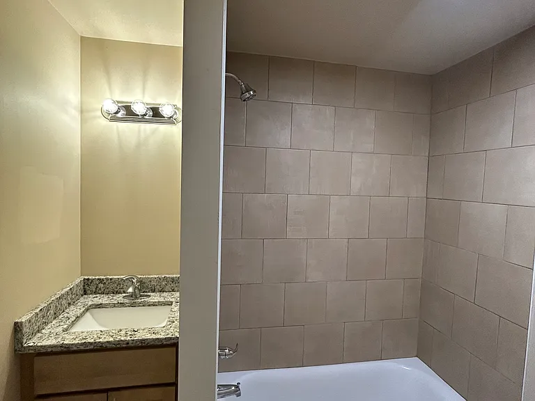4209 Menga Dr #1A — Photo 10