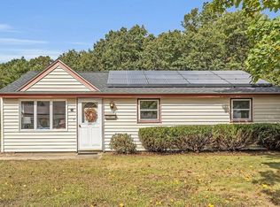 24 Candice St, Clinton, MA 01510