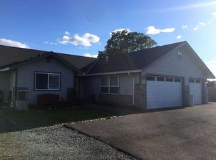 1351 Annabelle Ln, Grants Pass, OR 97527