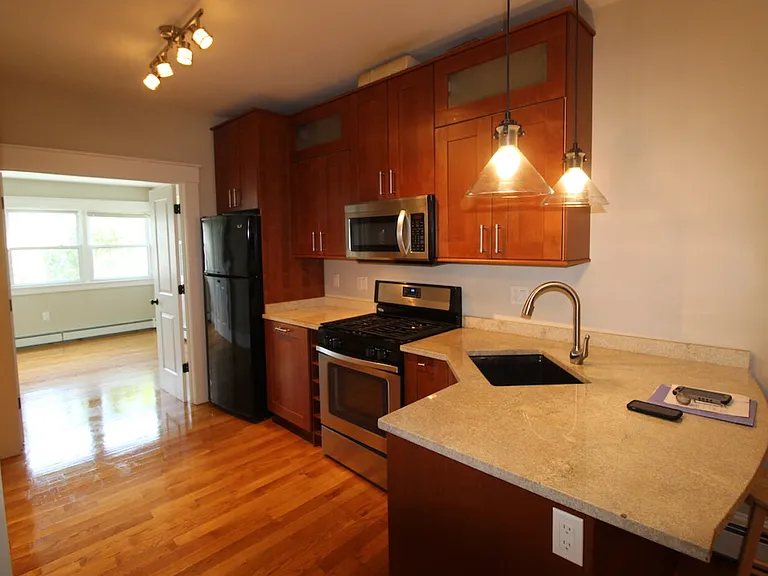 176 Princeton St #1B — Photo 2
