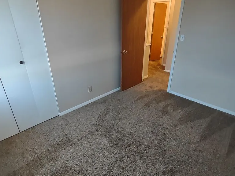 410 - WINDING BROOK APARTMENTS — Photo 52