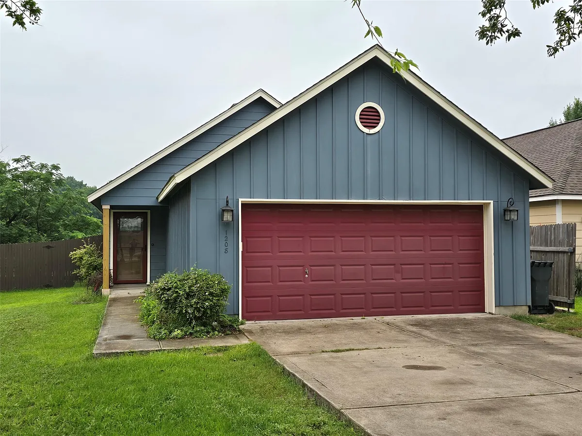 Building Photo - 1208 Brendon Lee Ln
