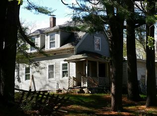 7 Hillside Ct, Gloucester, MA 01930