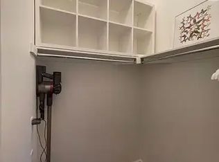 228 Saint George St #4, Toronto, ON M5R2N5