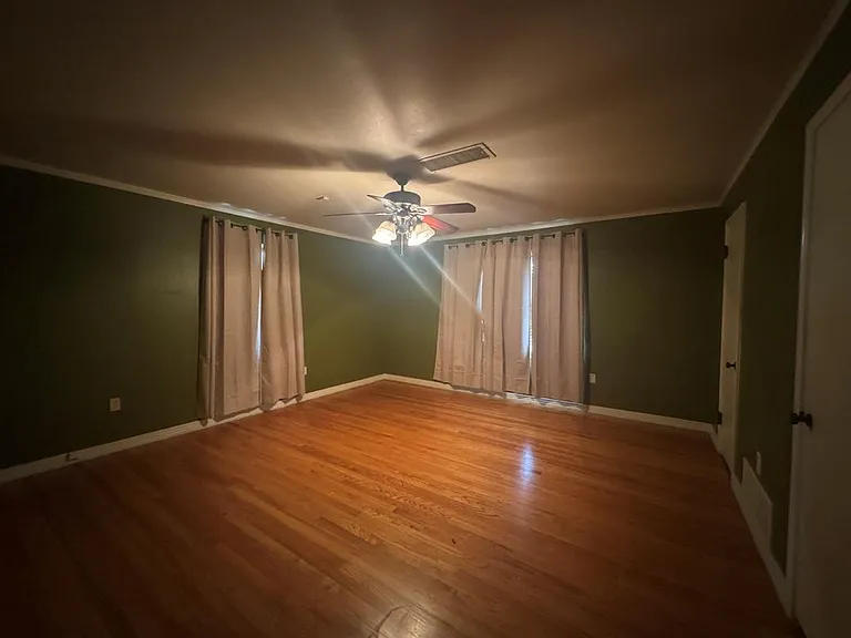 1002 W Louisiana Ave — Photo 12