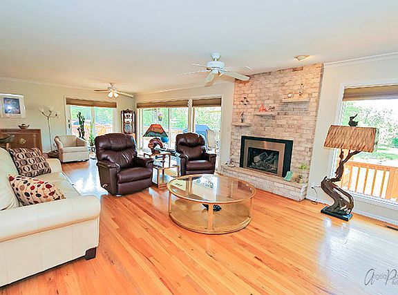 3rd image of 18865 W Linden Ave