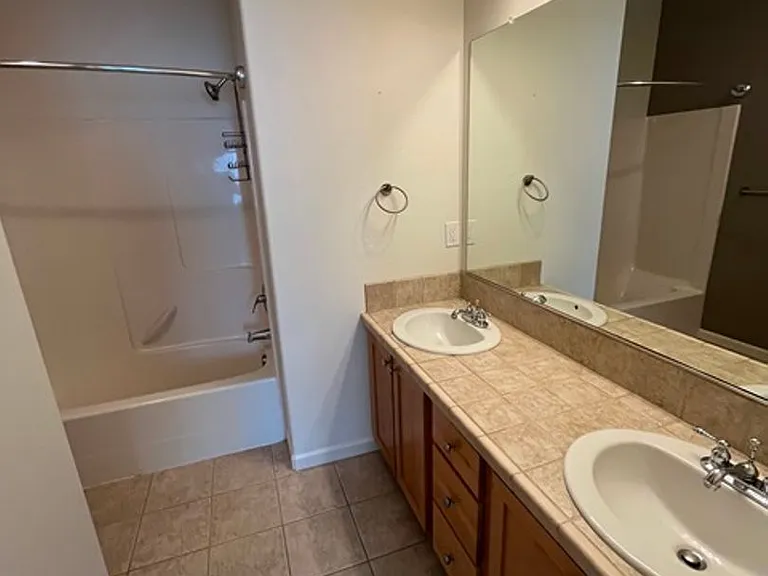 10308 SW Hollyridge Ln — Photo 19