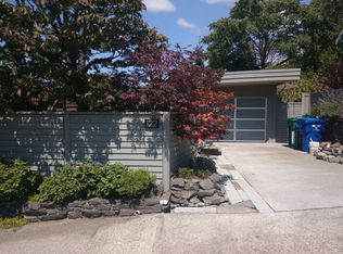 122 NW 51st St, Seattle, WA 98107