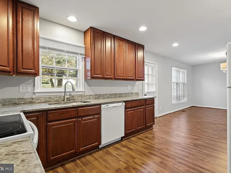 19202 Dunbridge Way — Photo 16