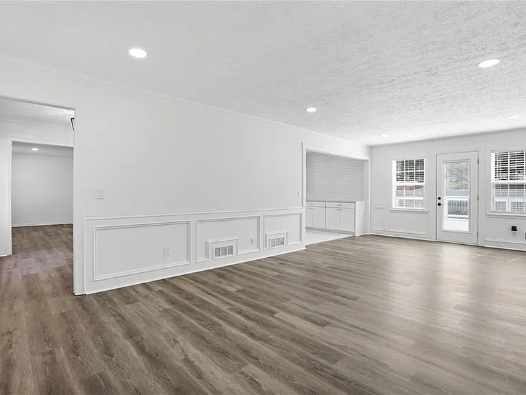 313 Summit Ridge Dr — Photo 5