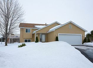 14532 Hollow Park Ct, Burnsville, MN 55306