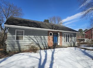 84 Stafford Holland Rd, Wales, MA 01081