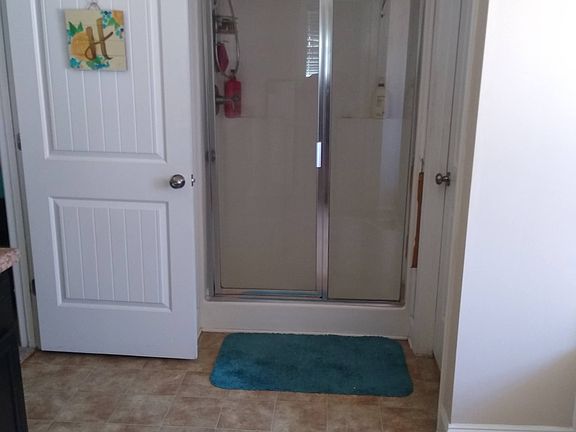 5th image of 5480 Branchview Dr
