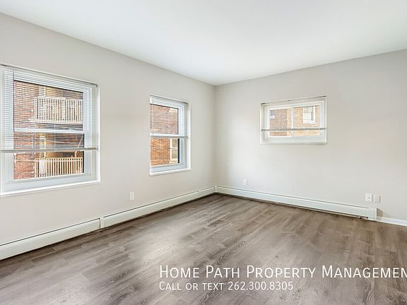 4th image of 2311 E North Ave APT 3