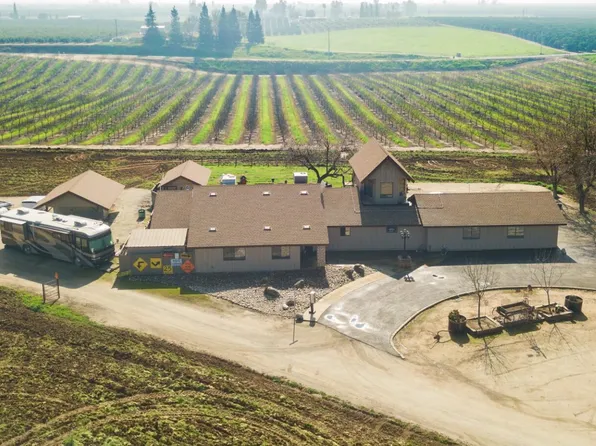 8924 Road 244, Terra Bella, CA 93270