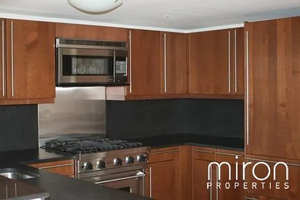 Rented by Miron Properties | media 3