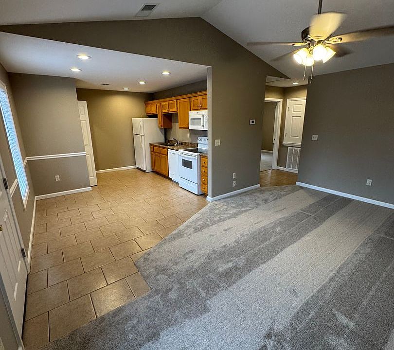1st image of 1603 Latourette Ln APT 9