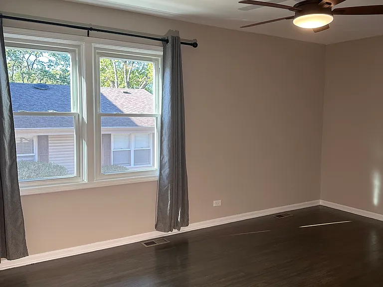 328 Carthage Ct #D — Photo 10
